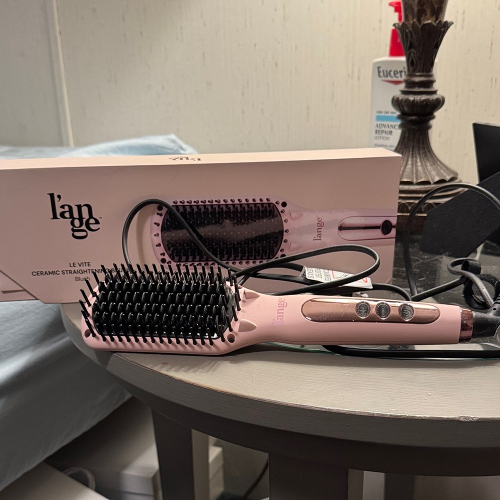 Lange Pink Le Vite Ceramic Straightening Brush